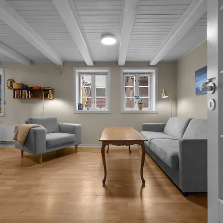 Leilighet Tidligere Stall Omgjort Til Koselig Hjem I Sentrum
