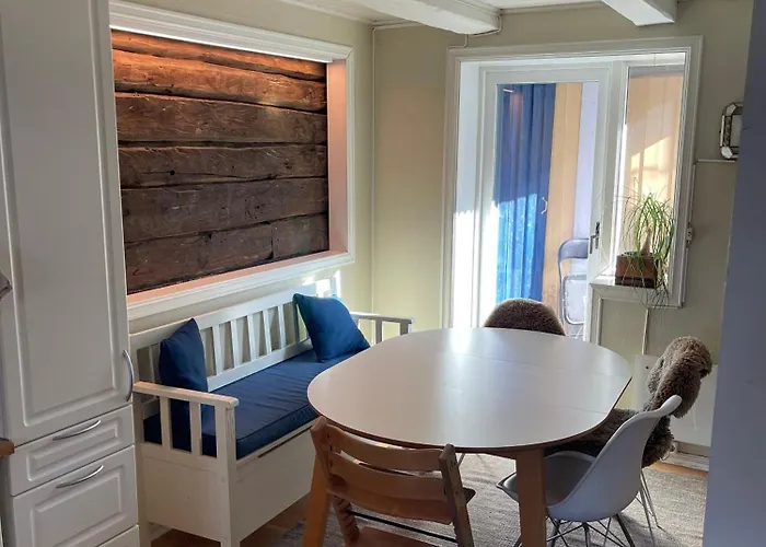 Tidligere Stall Omgjort Til Koselig Hjem I Sentrum Apartmán Tromsø