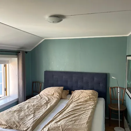 Tidligere Stall Omgjort Til Koselig Hjem I Sentrum Lägenhet